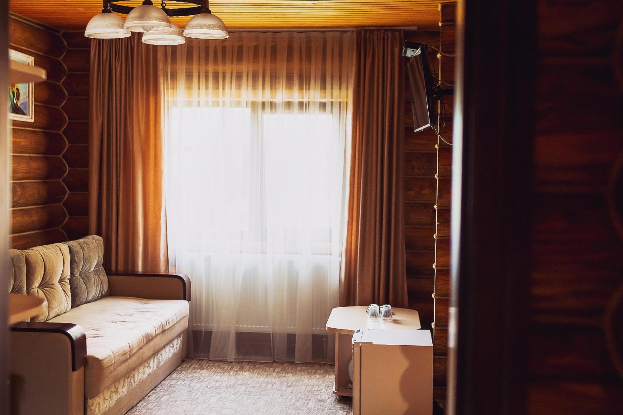 Hotel Sadyba Sribne Dzherelo à Ilnytsya Extérieur photo