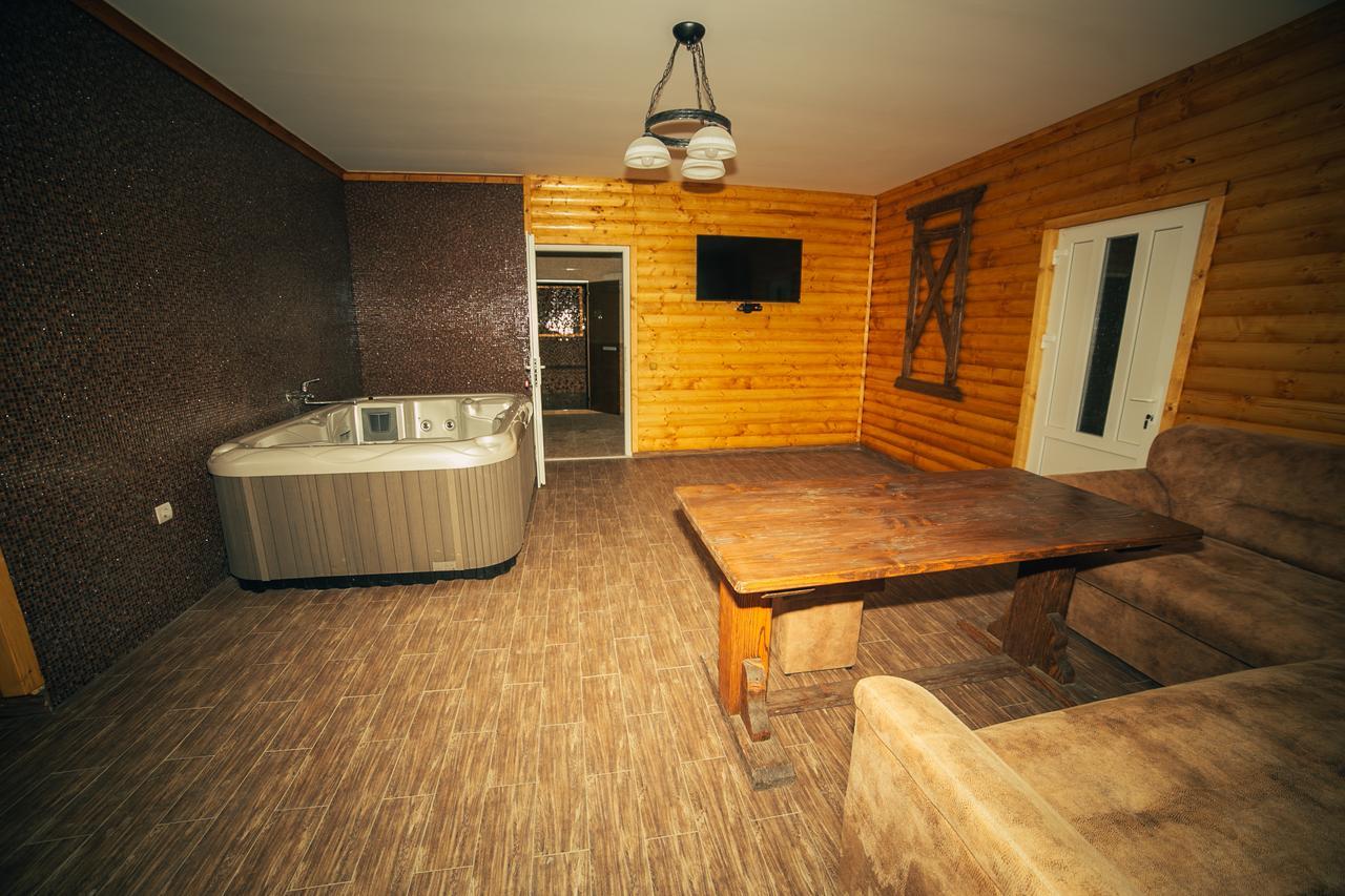 Hotel Sadyba Sribne Dzherelo à Ilnytsya Extérieur photo