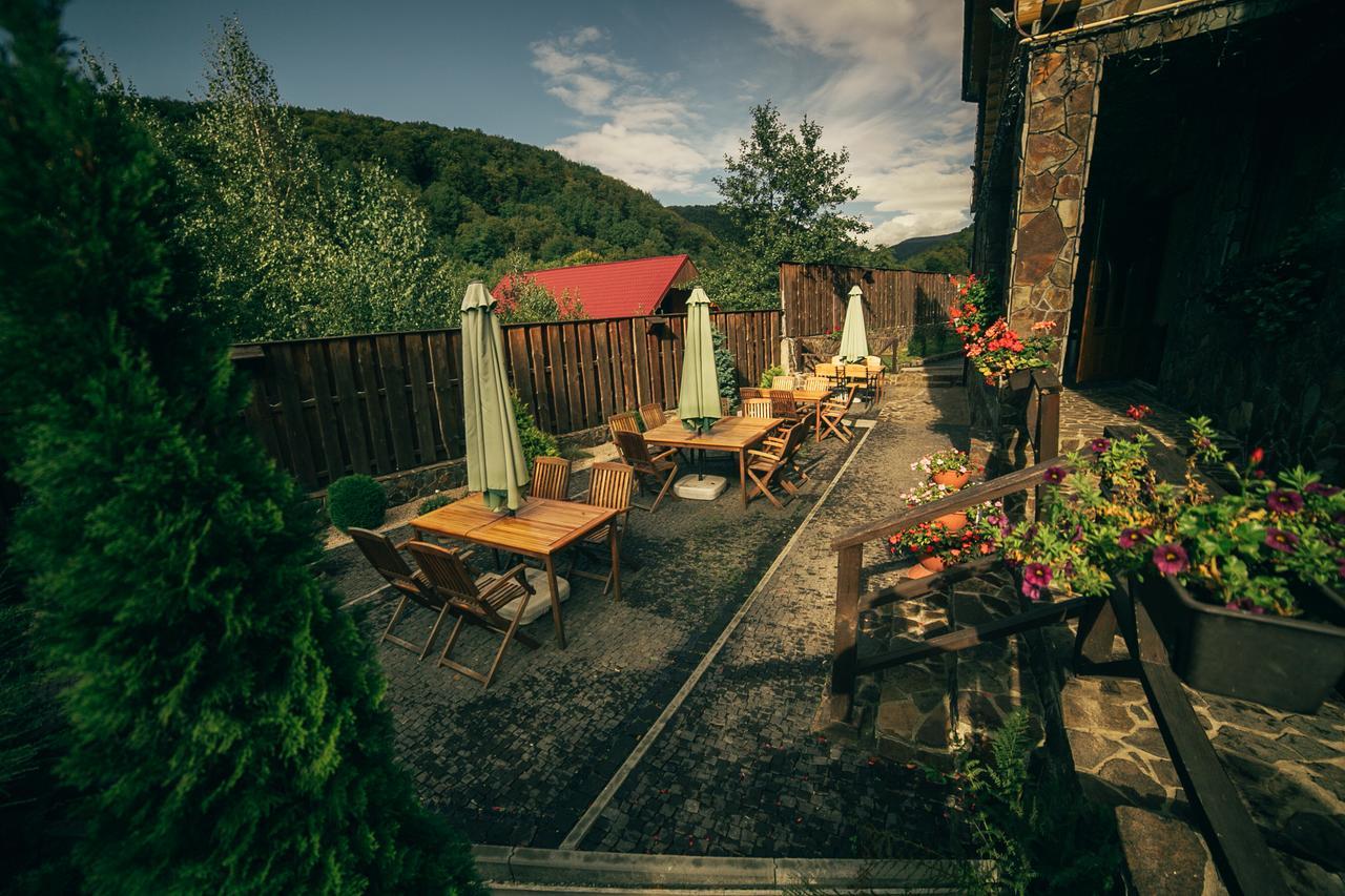 Hotel Sadyba Sribne Dzherelo à Ilnytsya Extérieur photo