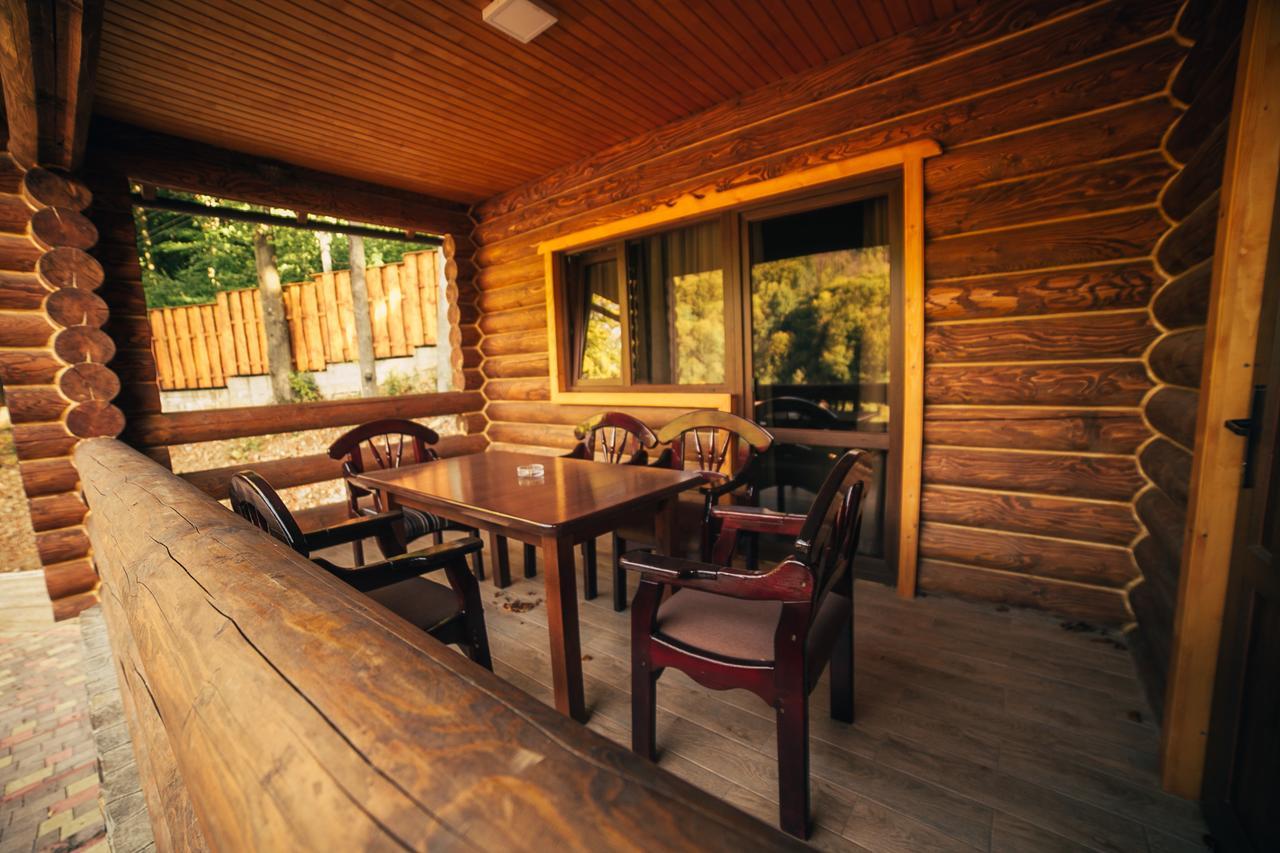 Hotel Sadyba Sribne Dzherelo à Ilnytsya Extérieur photo