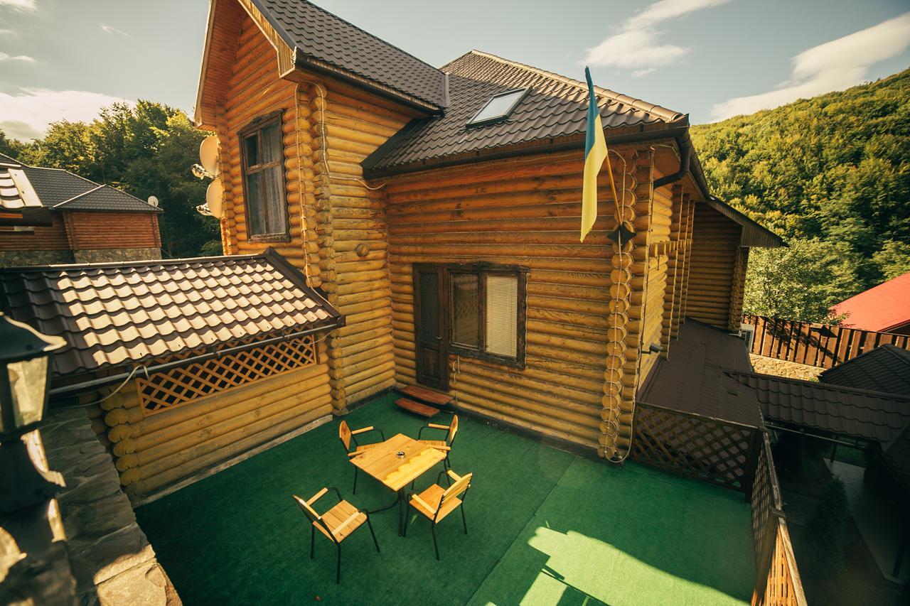 Hotel Sadyba Sribne Dzherelo à Ilnytsya Extérieur photo